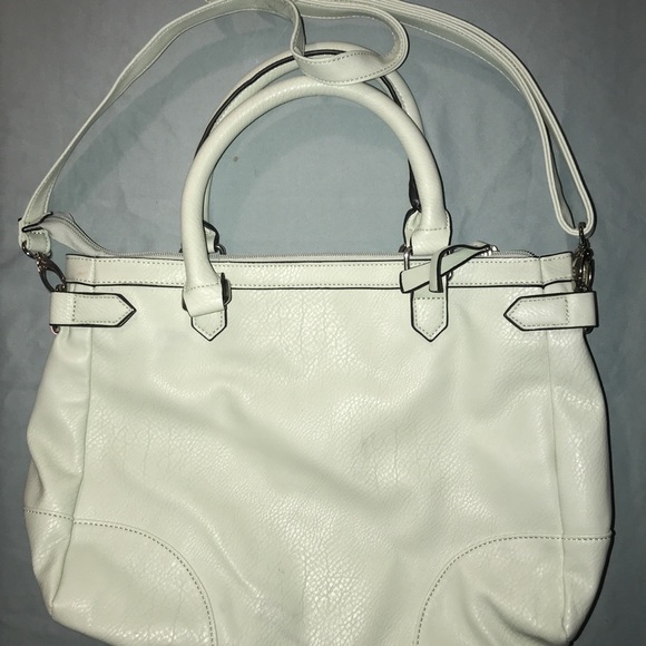 Mint green HandBag. - Picture 2 of 2